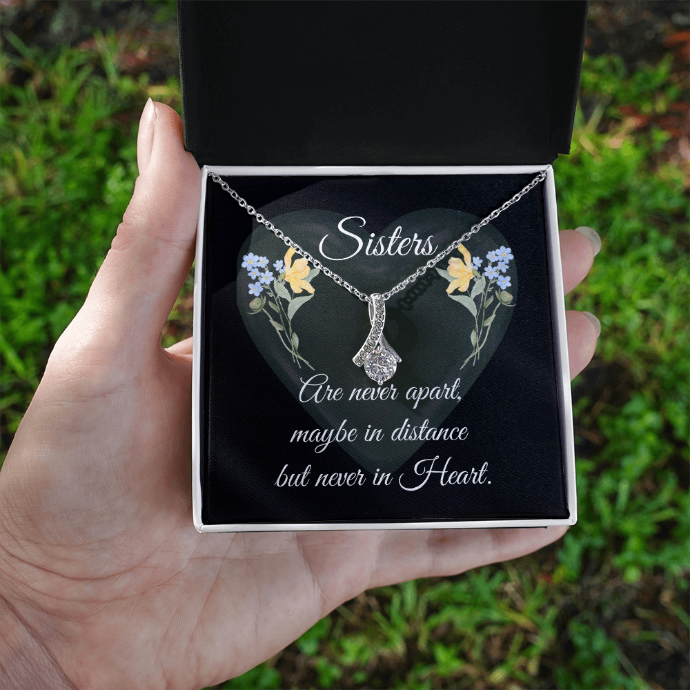 SISTERS | NEVER APART | ALLURING BEAUTY NECKLACE